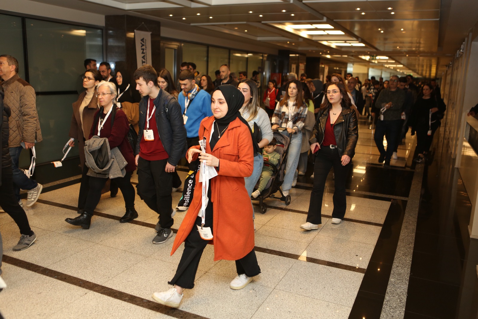 Akare Yurt Dışı Eğitim Fuarları İstanbul'da yoğun ilgiyle tamamlandı - FUAR DERGİSİ