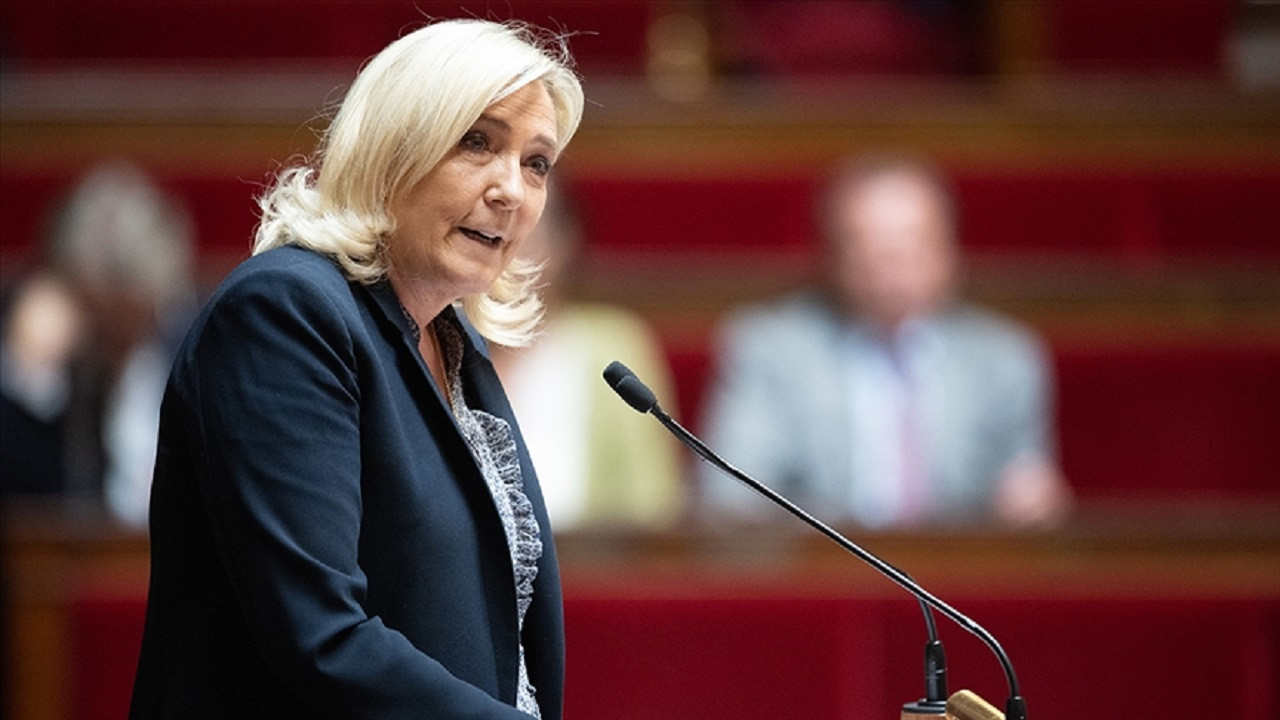 Fransa'da aşırı sağcı politikacı Le Pen: Radikal camilerin kapatılması lazım - Gazete Oksijen