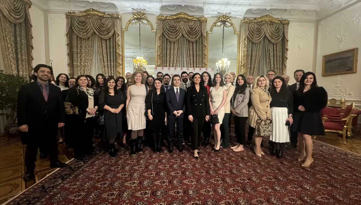 İngiltere’deki Türk doktorlar 14 Mart Tıp Bayramı etkinliğinde bir araya geldi