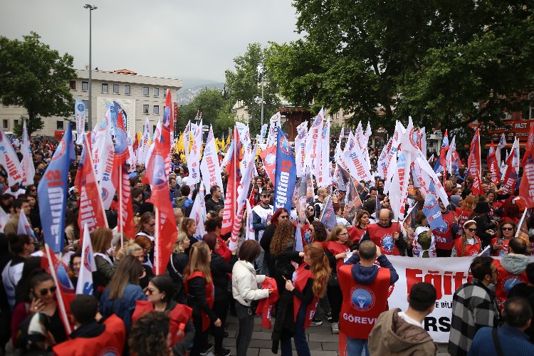 İstanbul'da bir öğretmenin öldürülmesi Bursa'da protesto edildi! - Bursa Hakimiyet