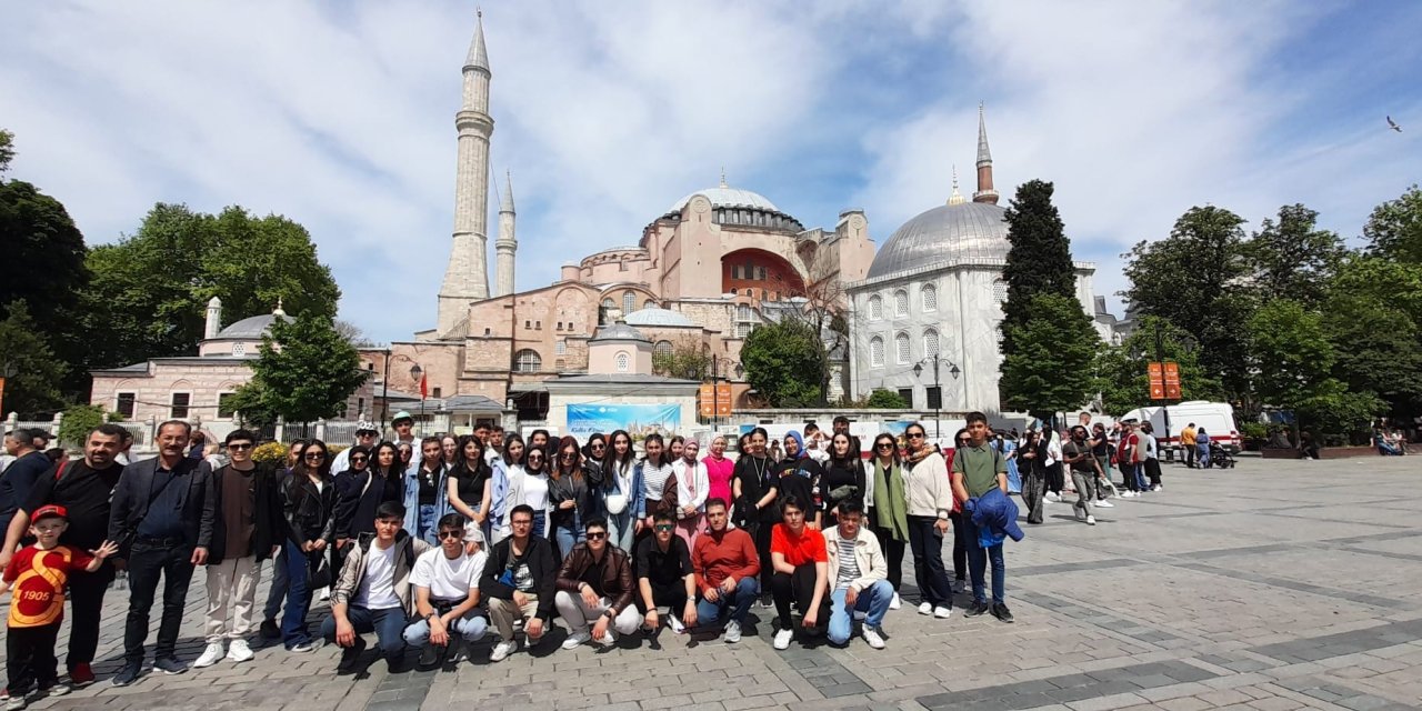 Karapınarlı lise öğrencileri İstanbul’u keşfetti