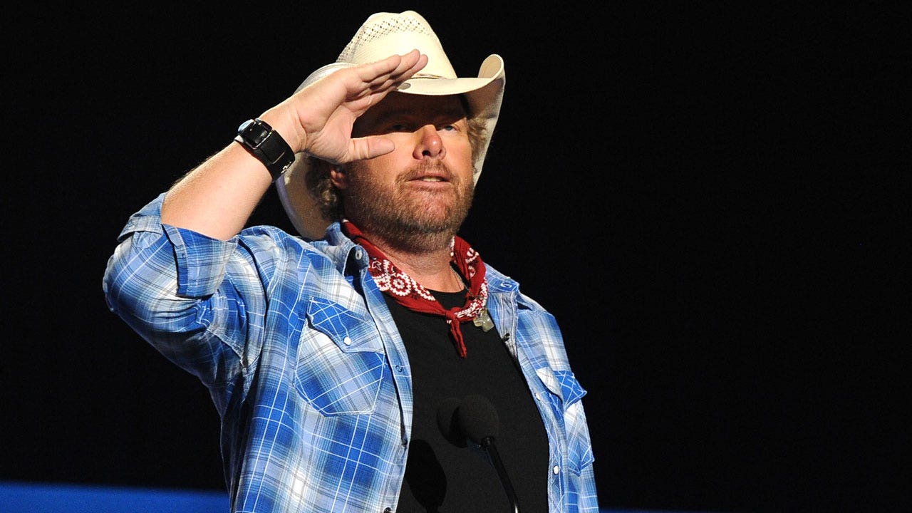 Toby Keith, author of song that became 9/11 rallying cry: 'Never apologize for being patriotic' - Fox News