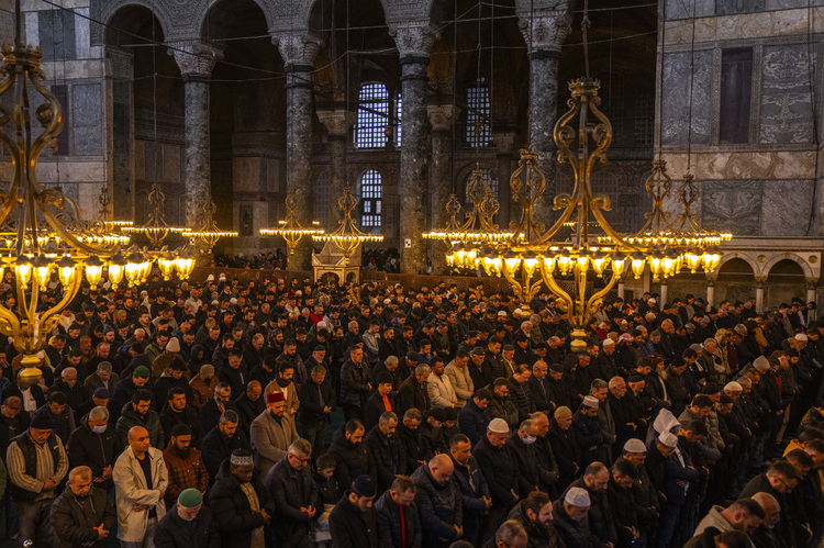 2020’den Beri 25 Milyon Kişi Ayasofya Camii’ni Ziyaret Etti