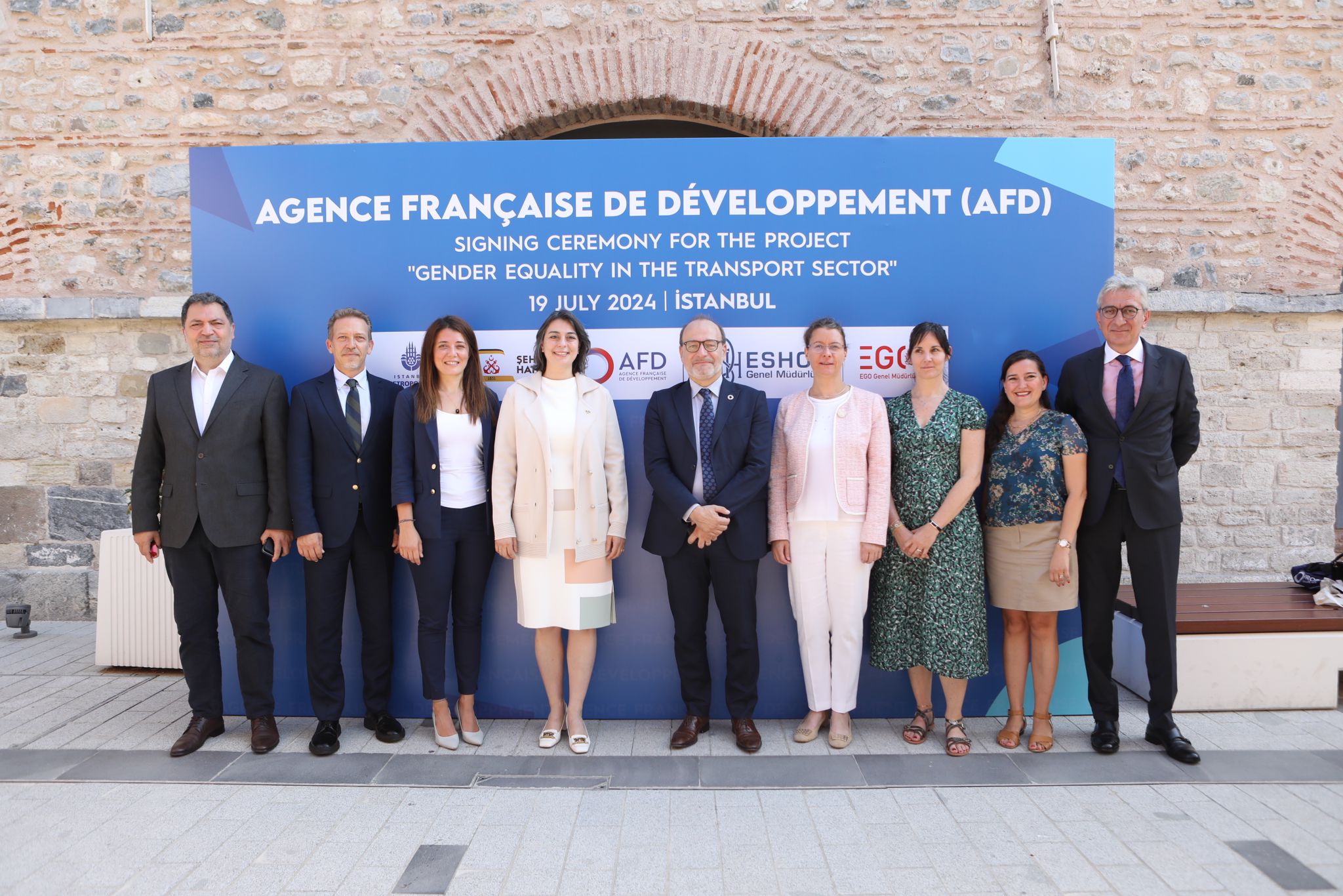 AFD supports the municipalities of Istanbul, Ankara and Izmir to promote women's access to employment and combat harassment in the public transport sector. - afd.fr