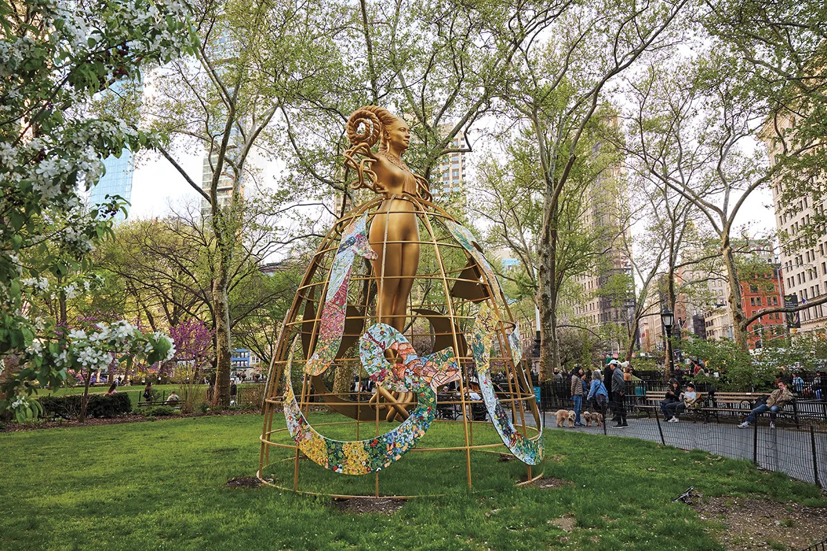 Vandalized Shahzia Sikander Sculpture Back at Houston - ArtDog Istanbul