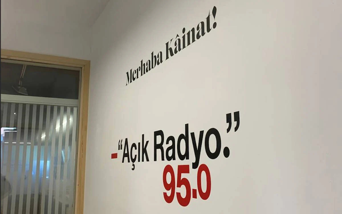 İstanbul court issues stay on revocation of Açık Radyo’s broadcasting license - TurkishMinute