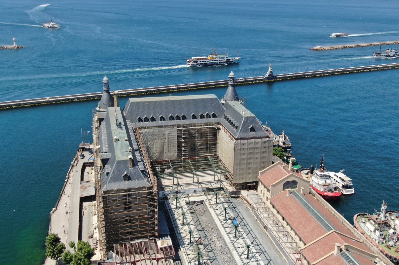 İstanbul’da tarihi güzelliğiyle tekrar parlayacak Haydarpaşa Garı