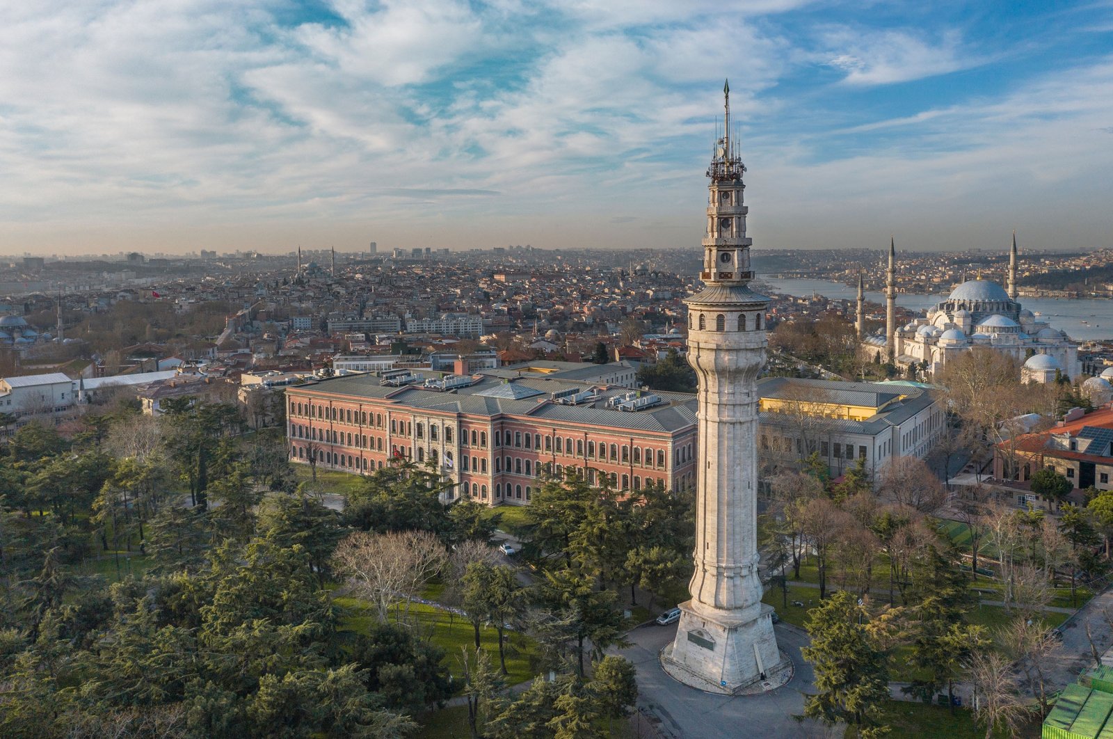 Osmanlı İstanbul Alev Alev: İstenen Şehrin Ateş Kuleleri | Daily Sabah